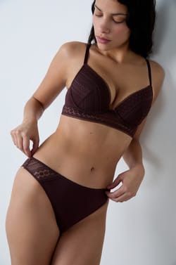  Sujetador push-up;${refinementColor}