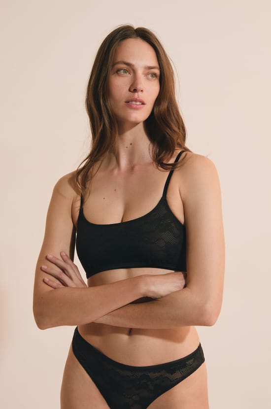 Bralette Bra in Lace;${refinementColor}