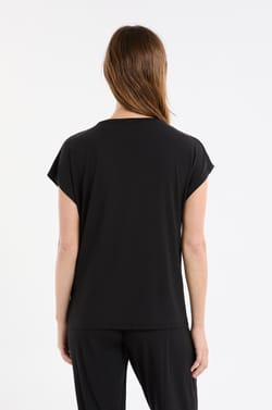 Top de manga corta liso de modal;${refinementColor}