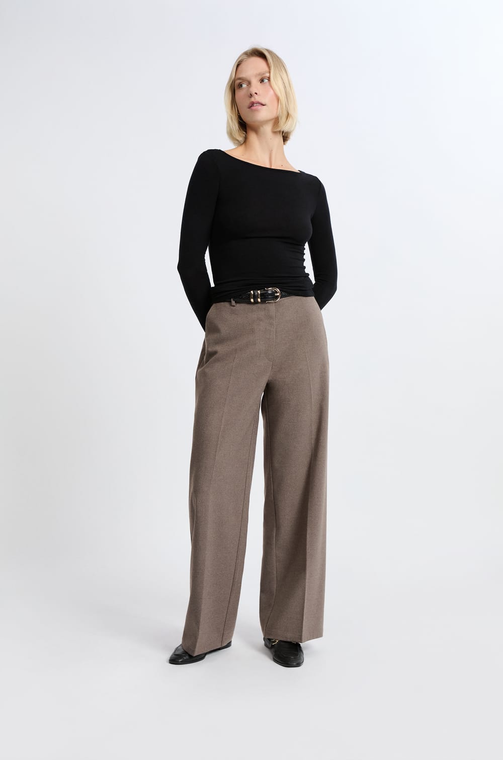 Camiseta con cuello barco de lana;${refinementColor}