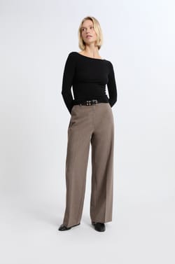 Camiseta con cuello barco de lana;${refinementColor}