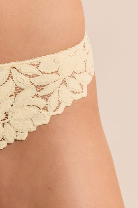 Braga culotte de encaje;${refinementColor}