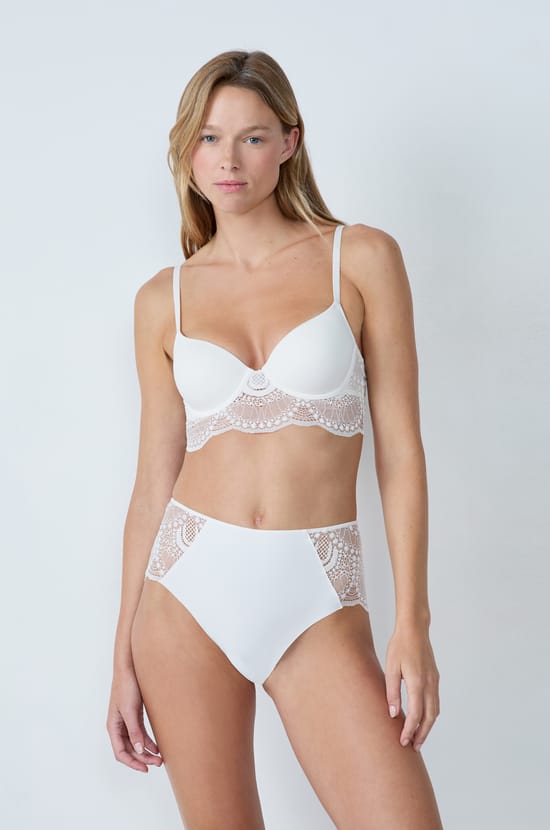 Soutien-gorge N.4 - Le coques fines;${refinementColor}