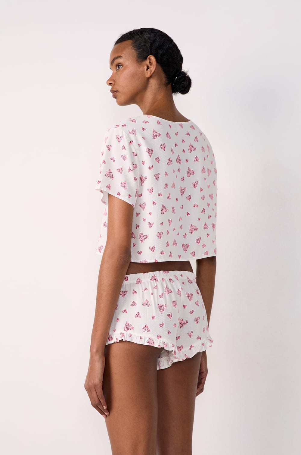 Pantalón corto de pijama con estampado de corazones;${refinementColor}