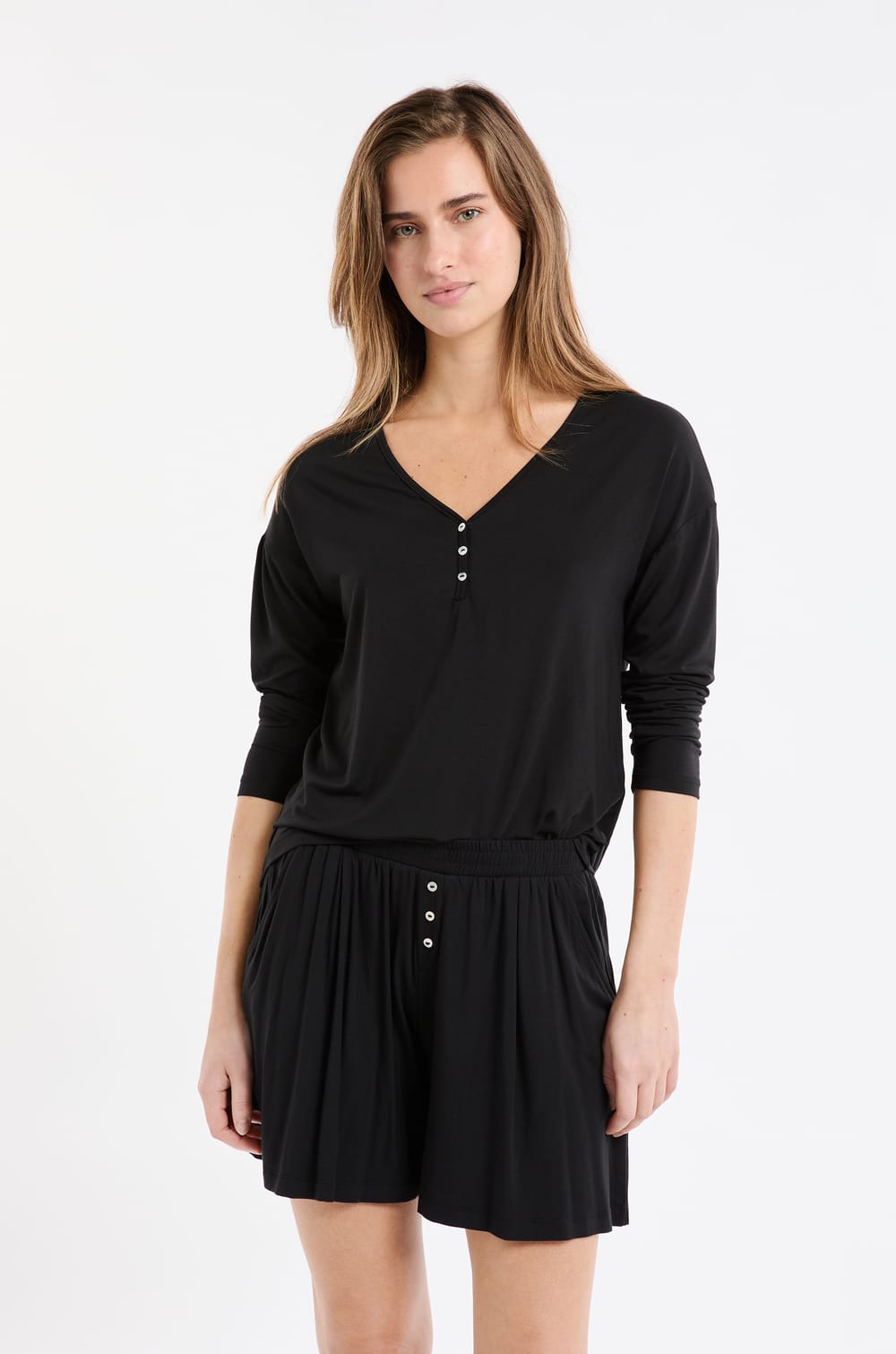 T-shirt de pyjama en modal manches longues;${refinementColor}