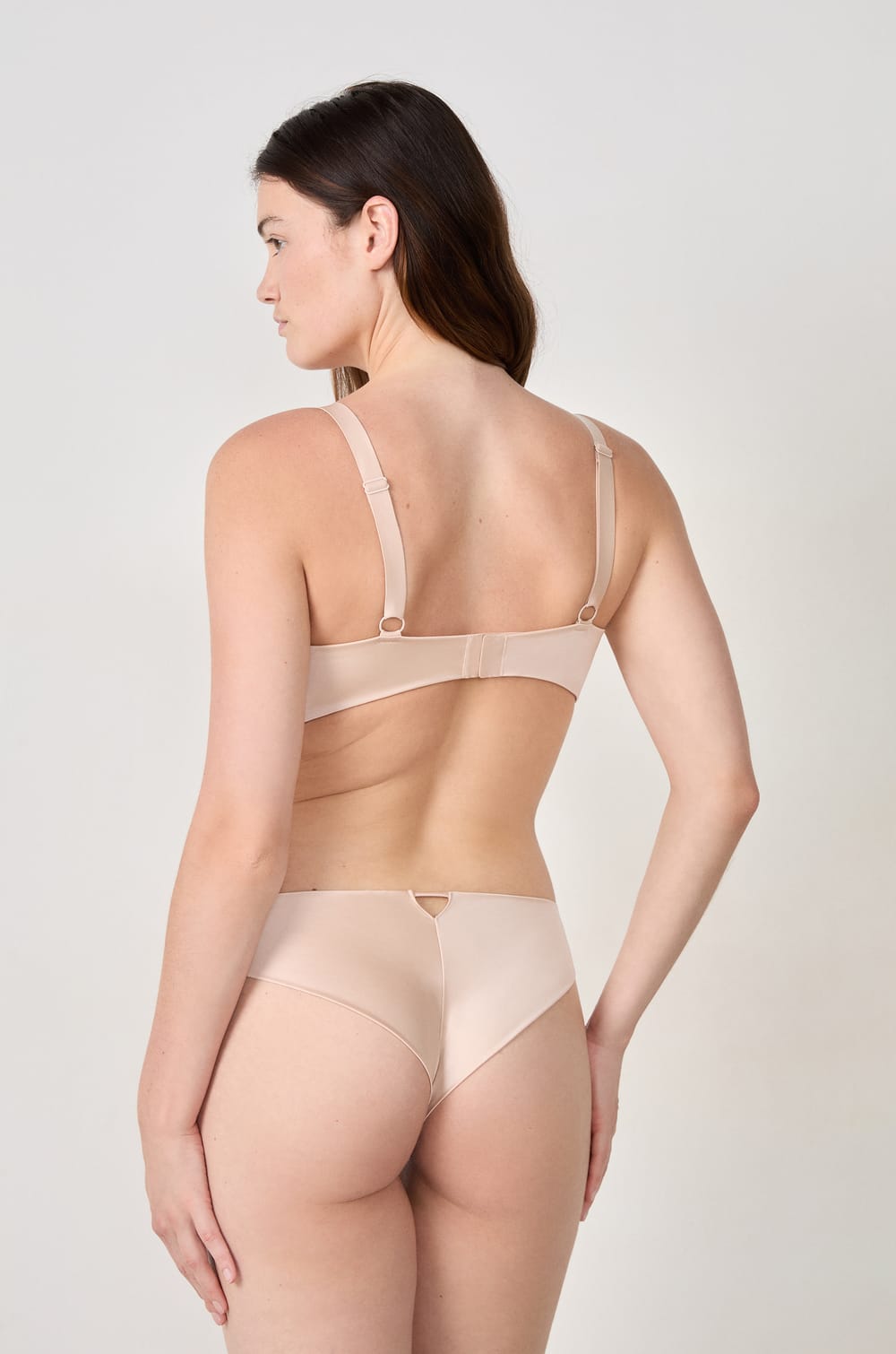 Soutien-gorge triangle effet brillant;${refinementColor}