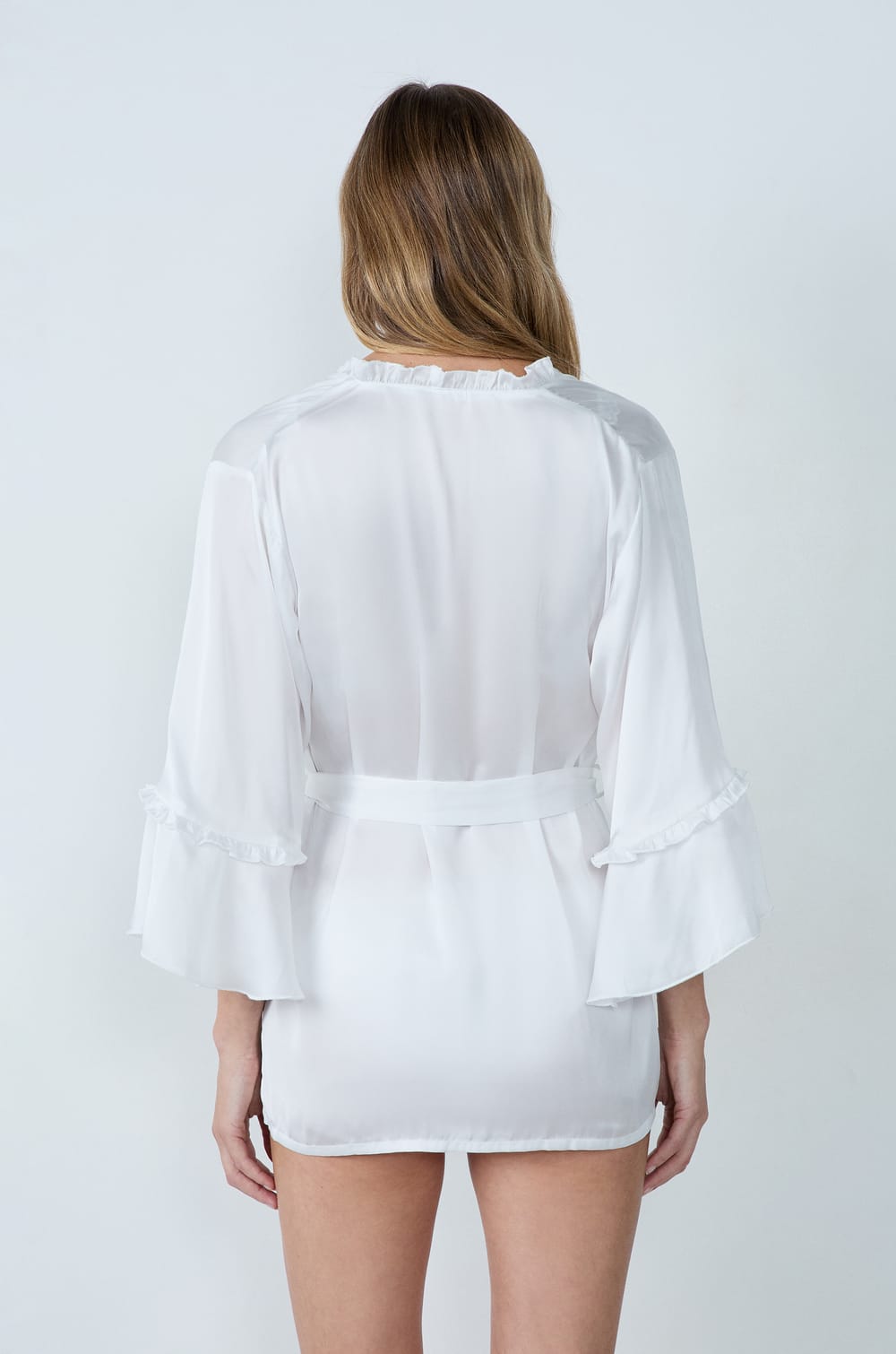 Satin Robe;${refinementColor}