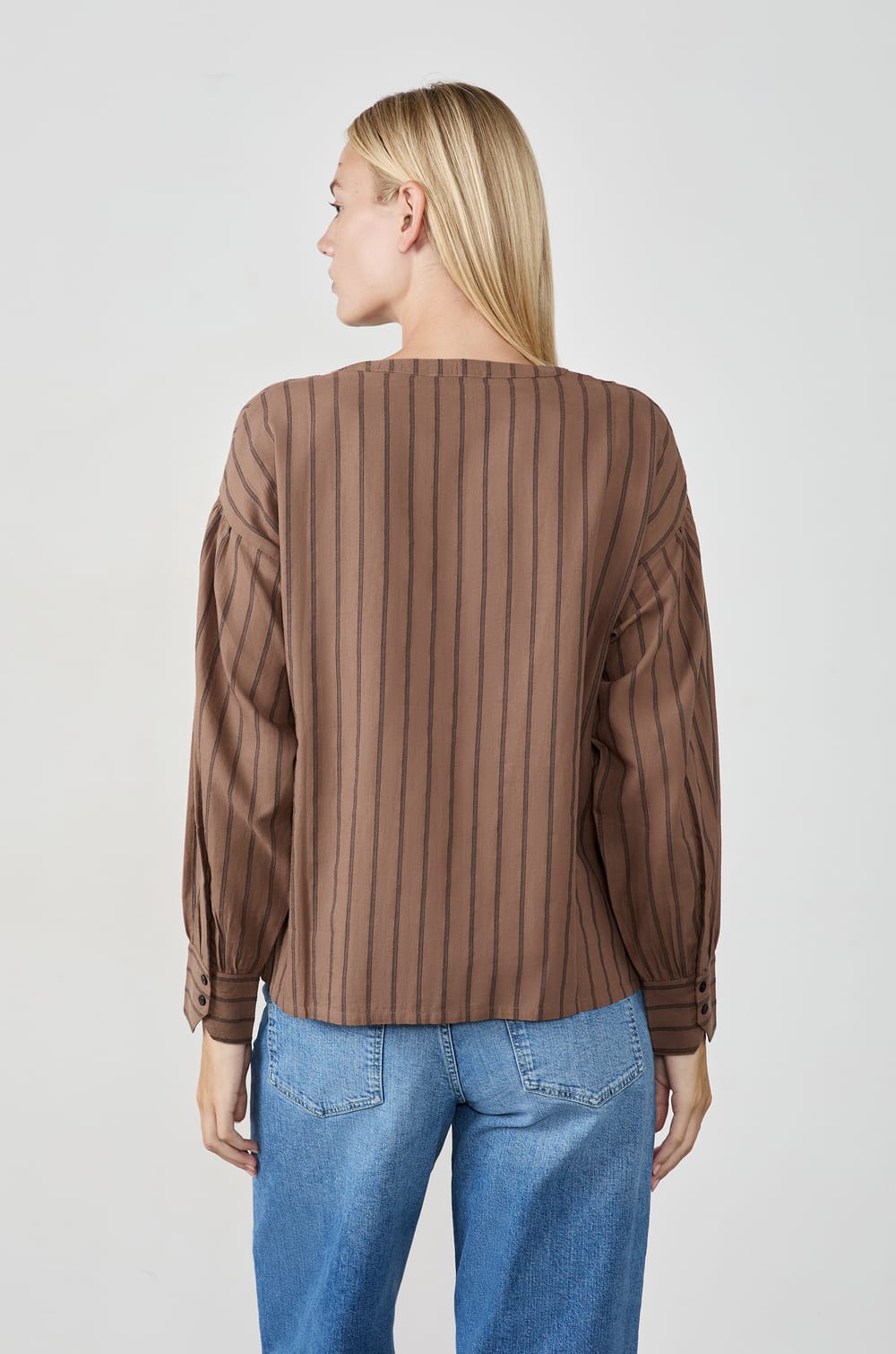 Chemise &agrave; rayures;${refinementColor}
