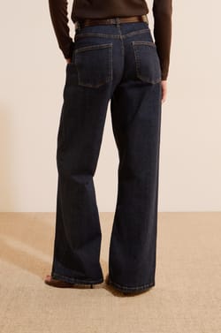 Jean coupe large;${refinementColor}