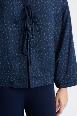 Ensemble de pyjama 3 pièces satiné;${refinementColor}