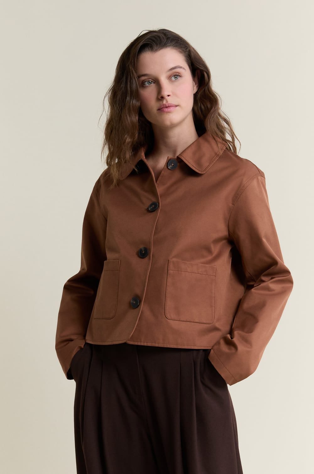 veste courte avec coton;${refinementColor}