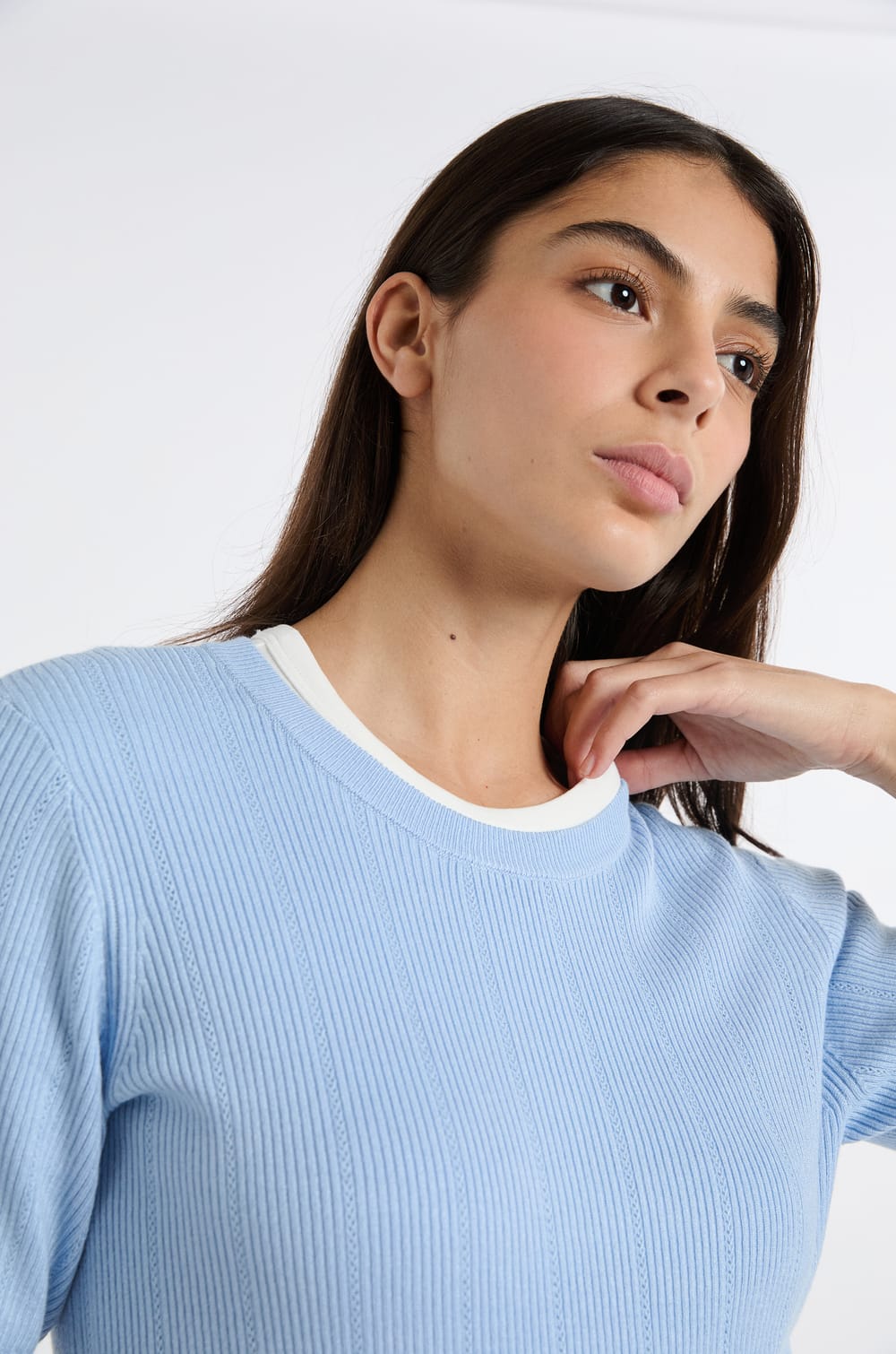 Pull col rond en maille fine;${refinementColor}