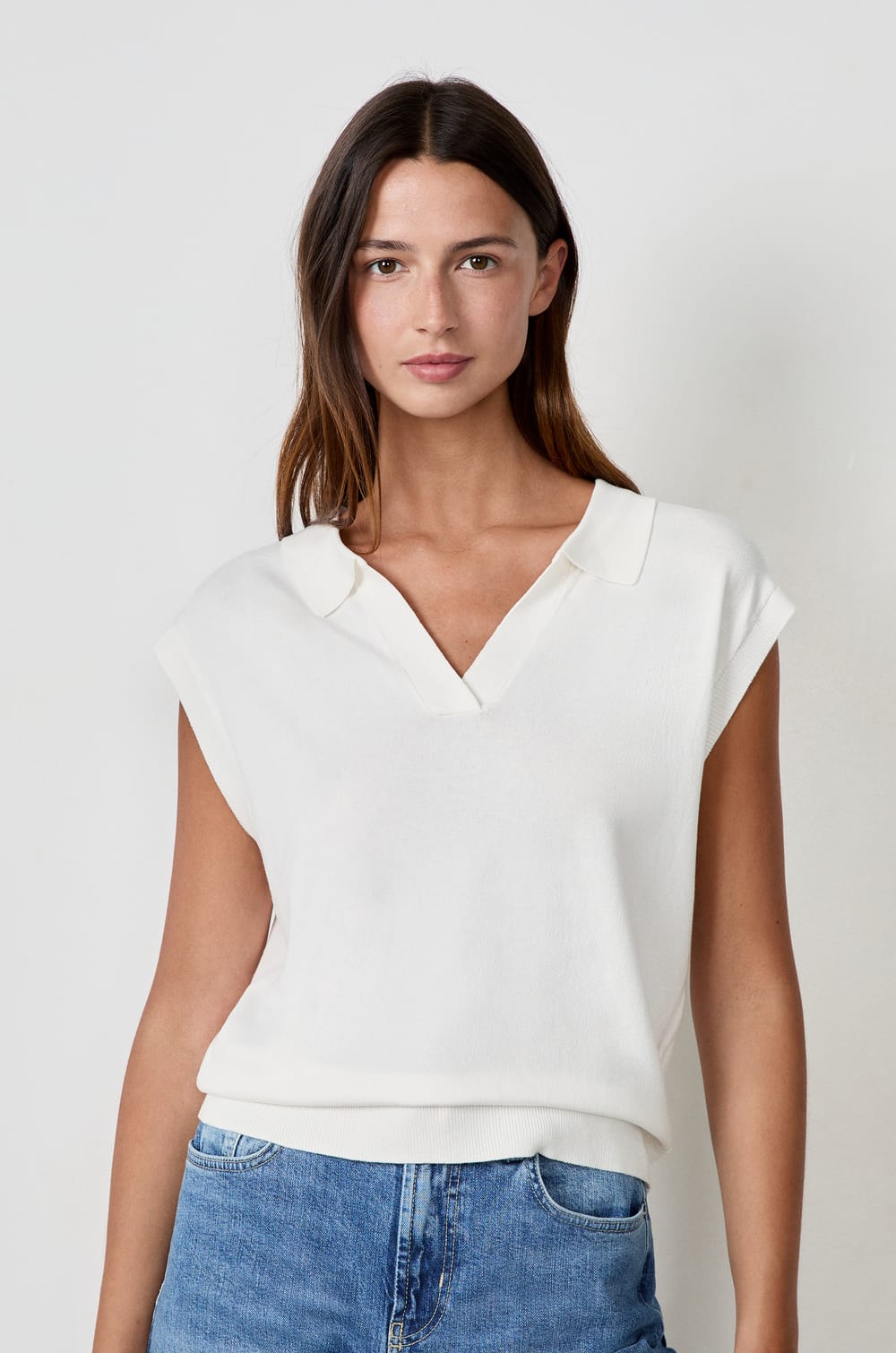 Pull polo sans manches;${refinementColor}