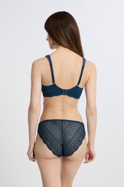 Post-Mastectomy Lightly Lined Wireless Bra;${refinementColor}