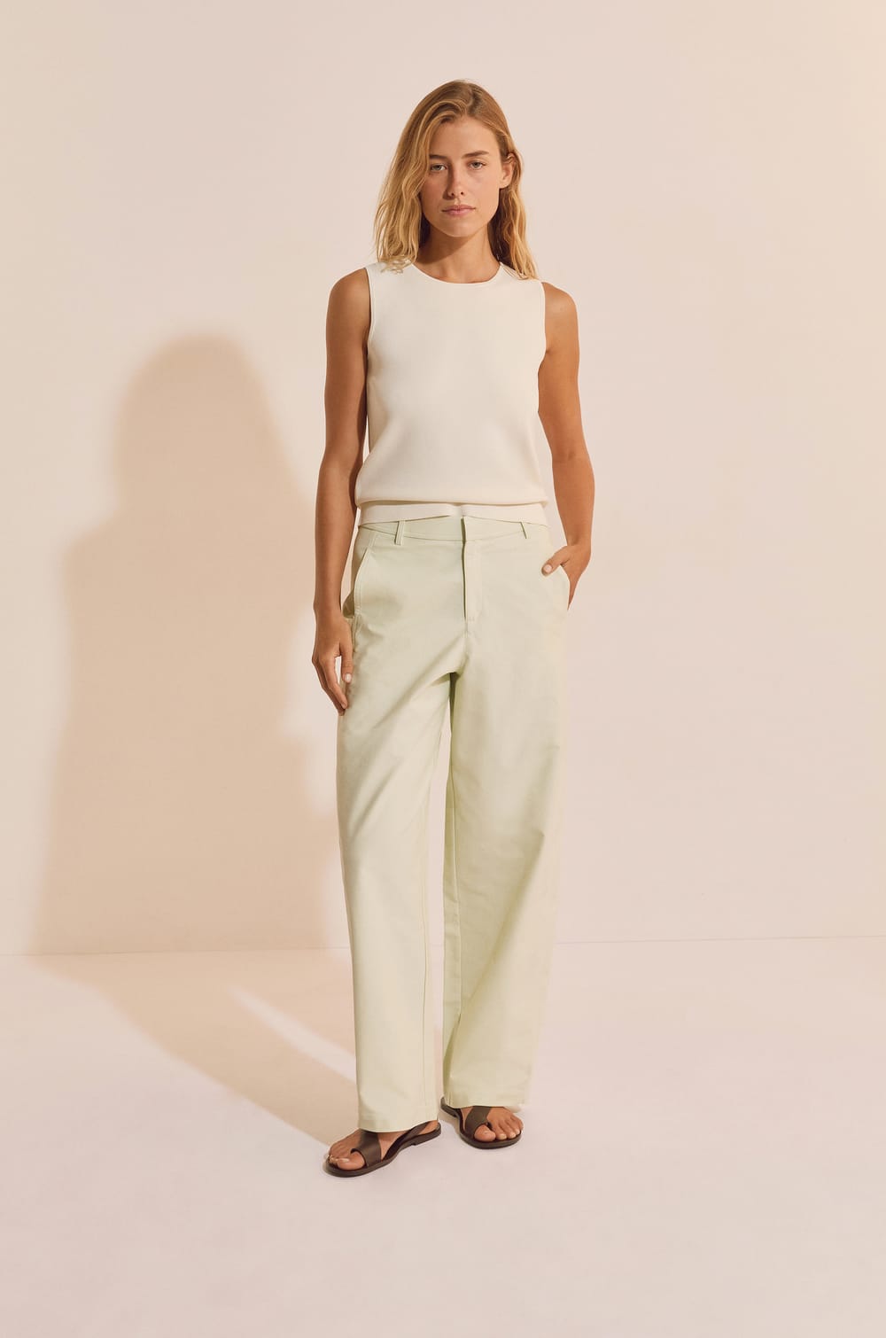 Pantalon avec coton;${refinementColor}