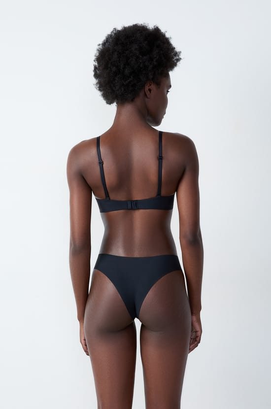 High-leg Tanga in Microfiber;${refinementColor}