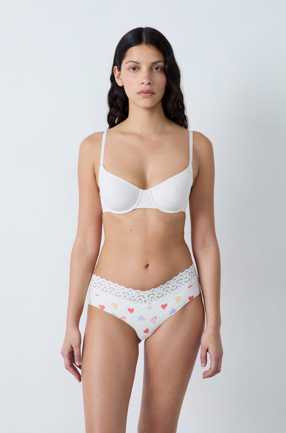 V-shape Hipster in Microfiber;${refinementColor}