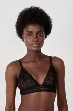Soutien-gorge triangle sans armartures en dentelle;${refinementColor}