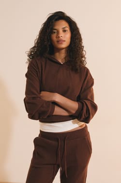 Sweatshirt de pyjama en velours c&ocirc;tel&eacute;;${refinementColor}
