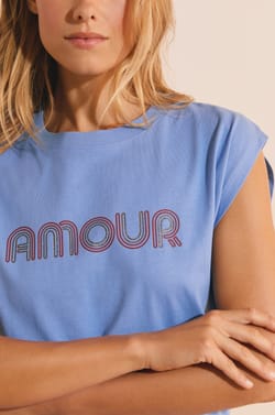 Sleeveless T-shirt with "love" inscription with cotton;${refinementColor}