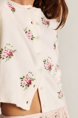 Gilet &agrave; motif fleuri;${refinementColor}