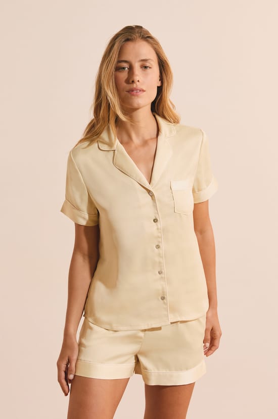 Short de pyjama satin&eacute;;${refinementColor}