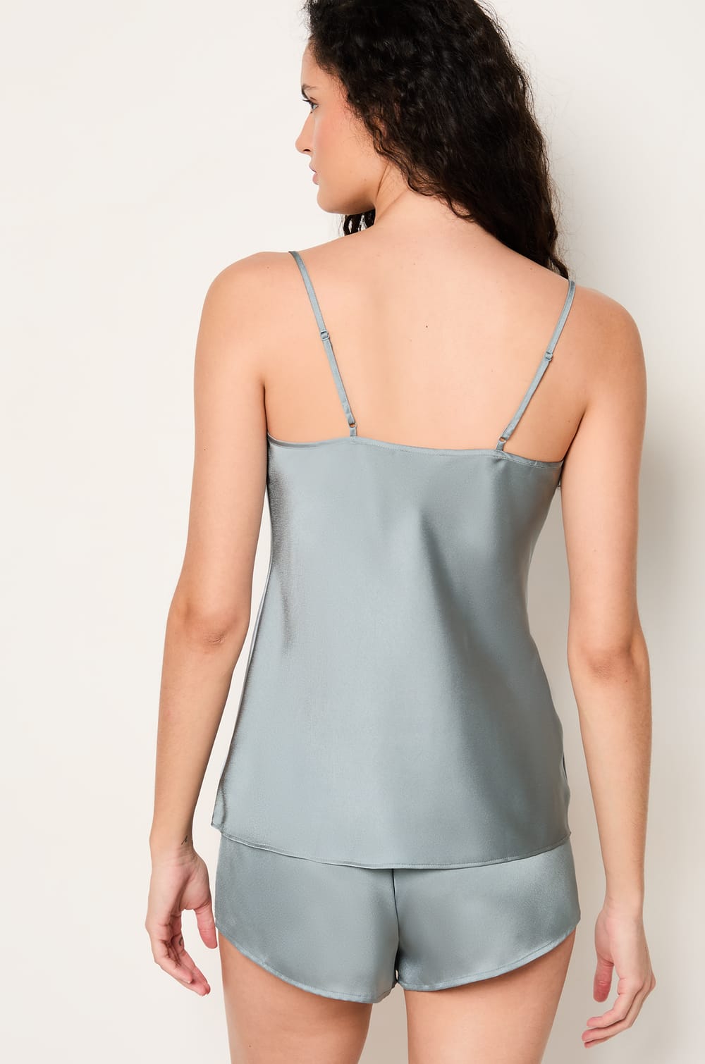 Top de encaje satinado;${refinementColor}