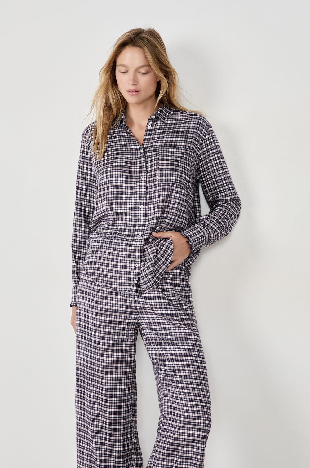 Pantalon de pyjama à carreaux;${refinementColor}