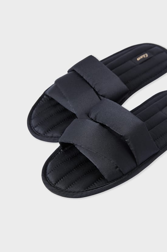 Satin flip-flop slippers;${refinementColor}