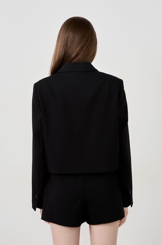 Short blazer jacket;${refinementColor}