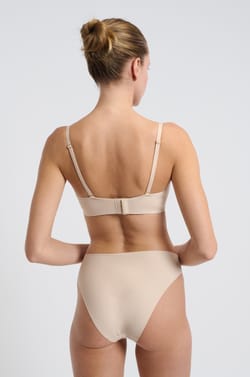 Strapless Bra with Soft Underwires and Removable Straps;${refinementColor}