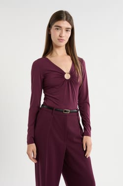 Long-sleeved T-shirt with ring;${refinementColor}