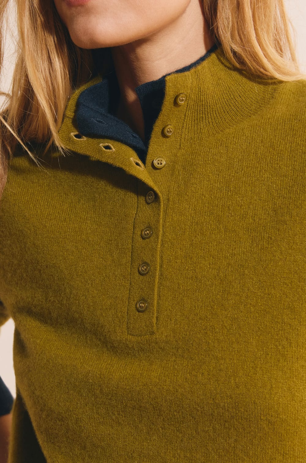 Pull &agrave; manches longues 100% cachemire;${refinementColor}