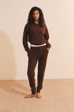Pantalon de pyjama en velours c&ocirc;tel&eacute;;${refinementColor}