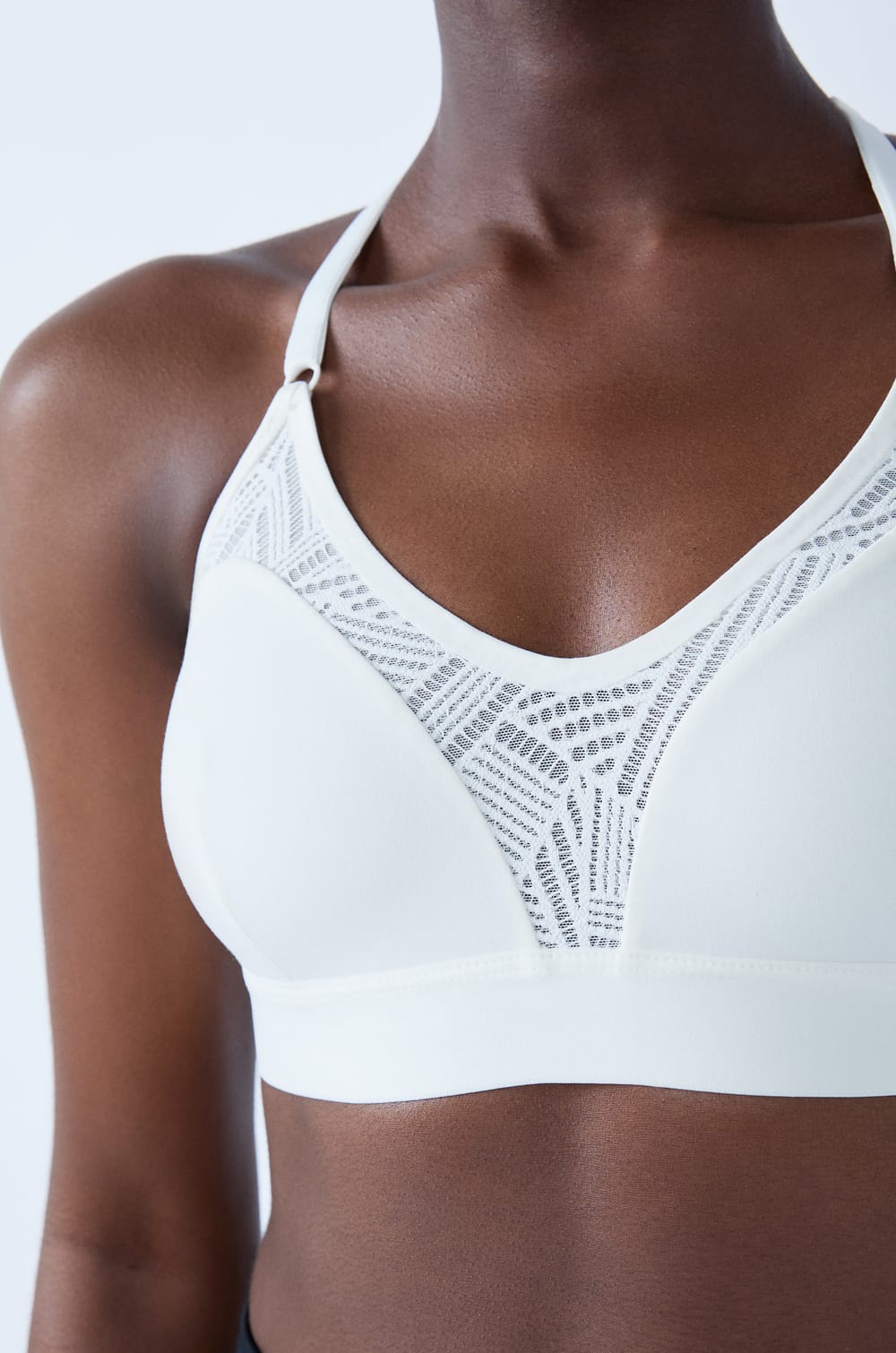 Sujetador deportivo - Sujeción ligera;${refinementColor}