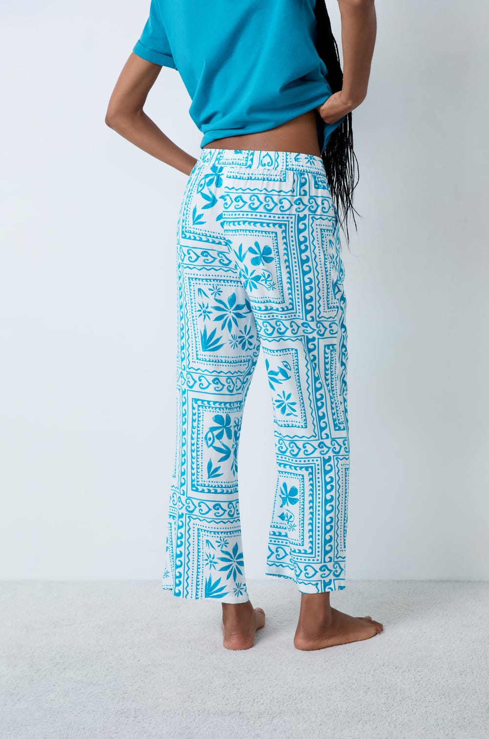 Pantalon de pyjama à motifs;${refinementColor}