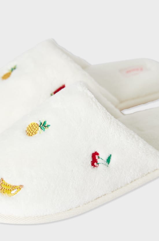 Mule Slippers;${refinementColor}