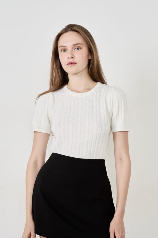 Short-sleeved sweater;${refinementColor}