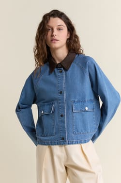 Denim jacket with contrasting collar;${refinementColor}