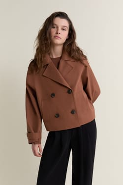 Trench court;${refinementColor}