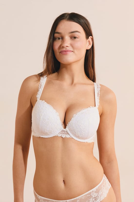 Soutien-gorge N.5 - Le coques fines plongeant en dentelle;${refinementColor}