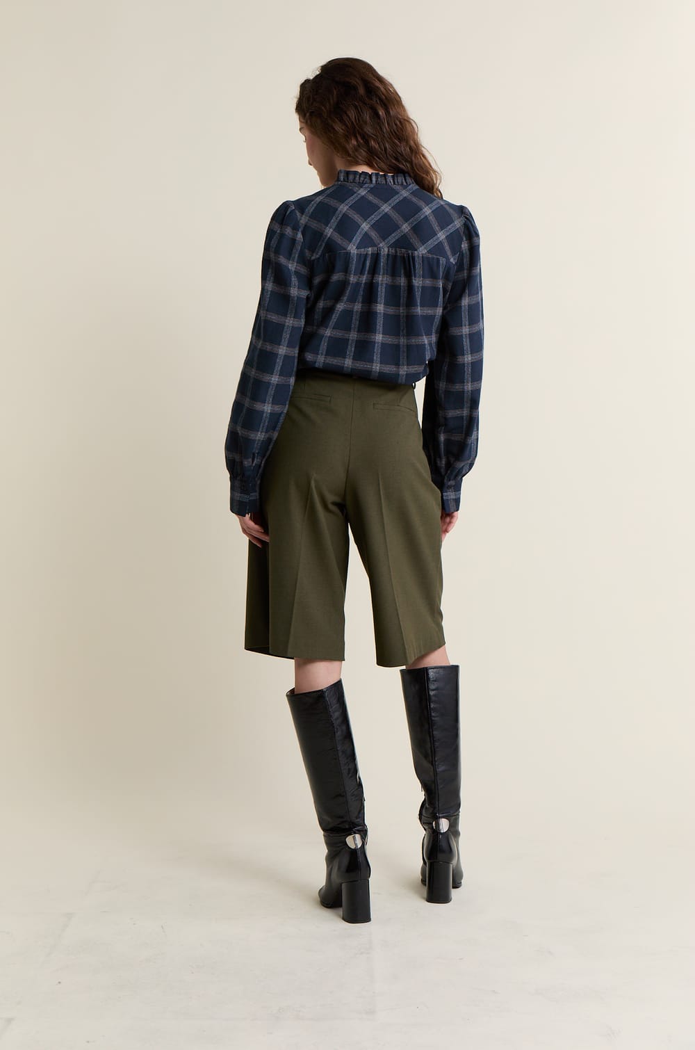 Bermuda Shorts;${refinementColor}