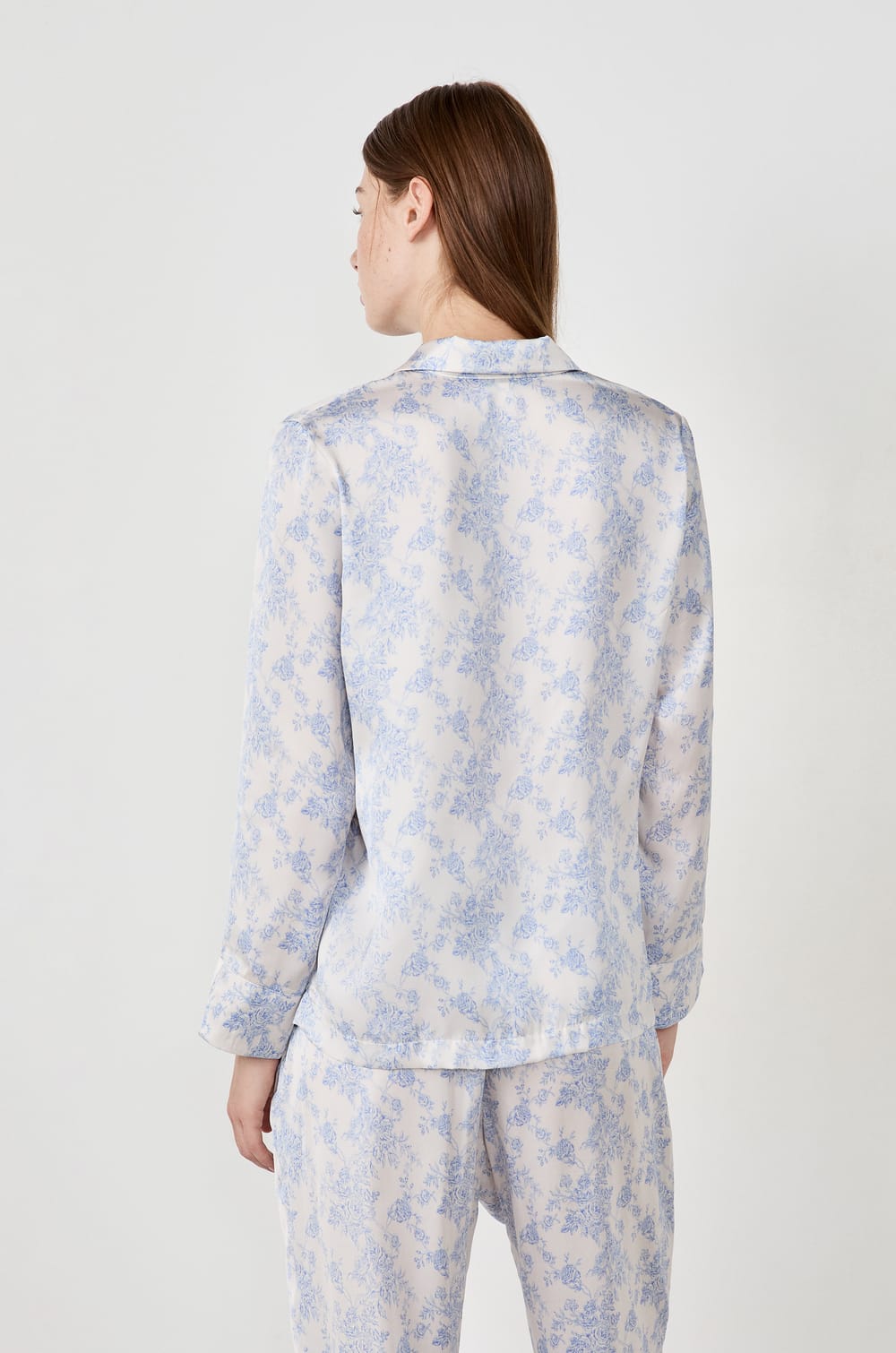 Chemise de pyjama satinée;${refinementColor}