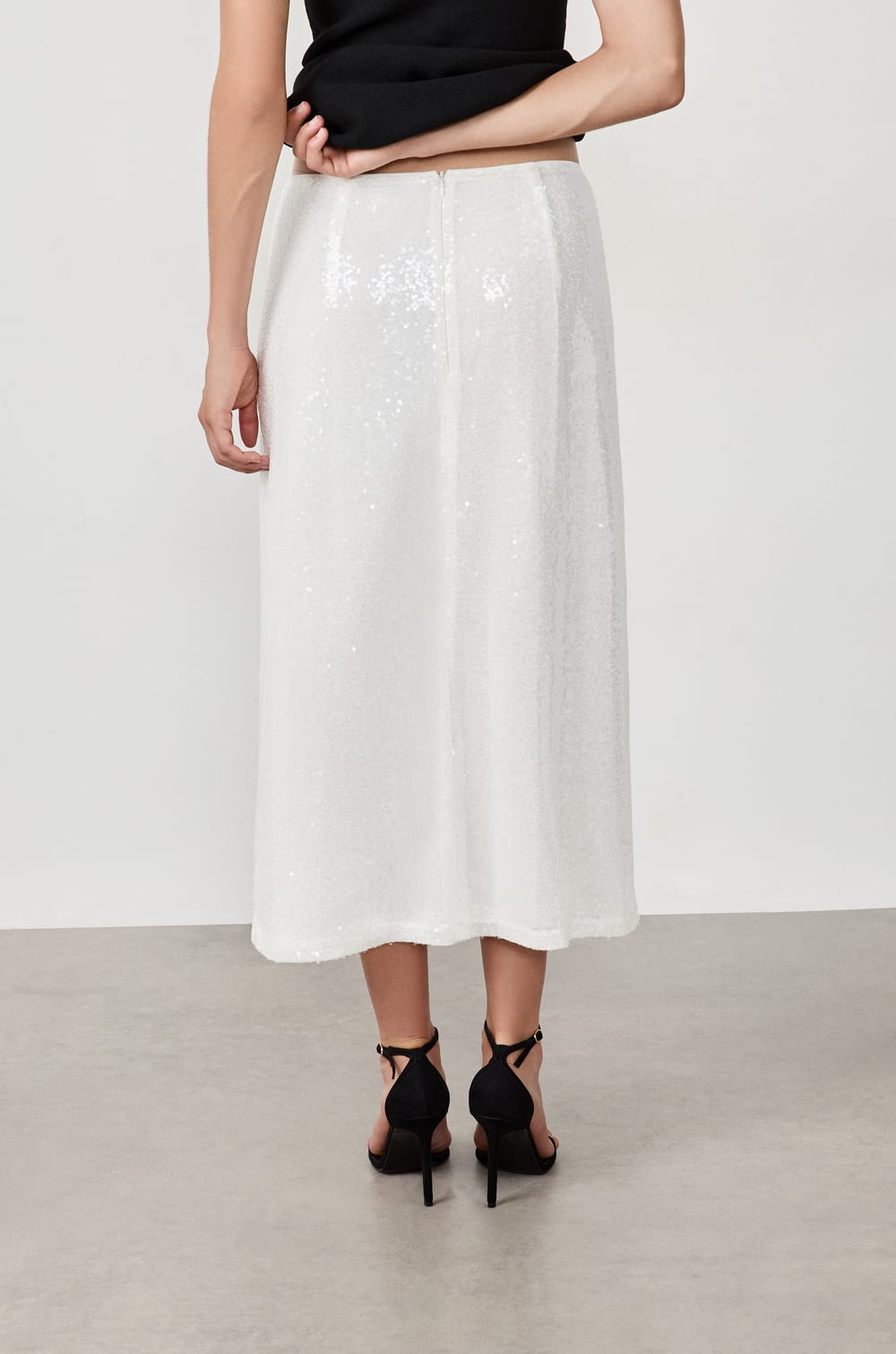 Jupe &agrave; sequins;${refinementColor}