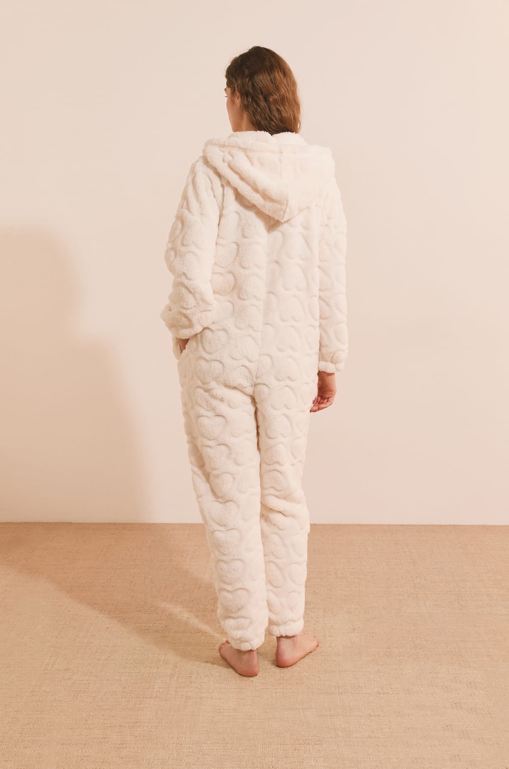 Combinaison &agrave; motifs coeurs;${refinementColor}