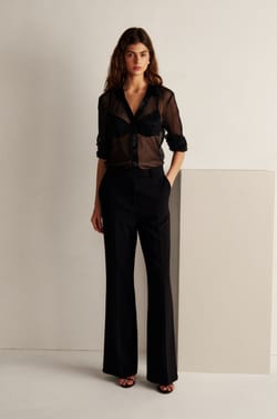 Pantalon flare;${refinementColor}