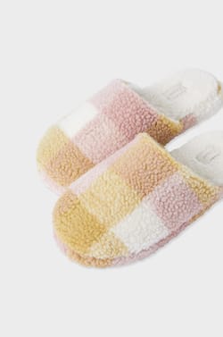 Chaussons mules polaires à carreaux;${refinementColor}