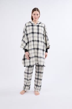 Poncho ohne Ärmel mit Fleece-Effekt;${refinementColor}