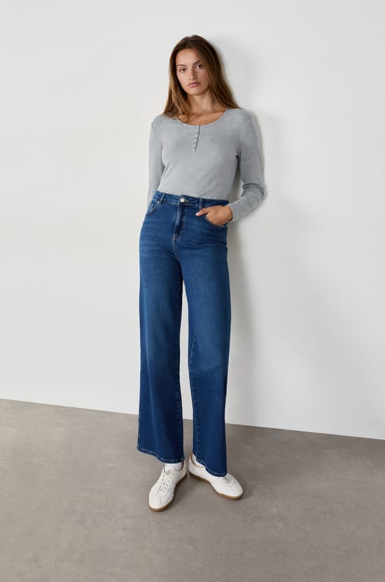Straight cotton jeans;${refinementColor}