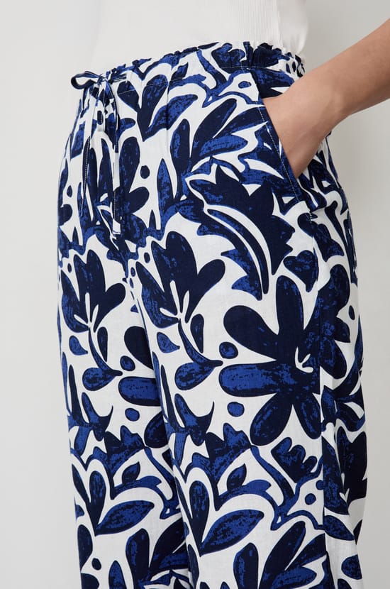 Pantalon coupe droite à motifs;${refinementColor}